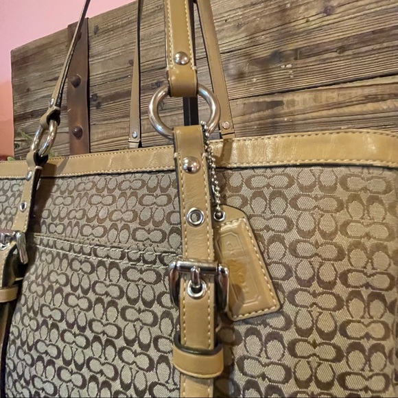 Coach Signature Gallery Mini C Khaki Large Carryall Tote Bag NWOT - Picture 2 of 12